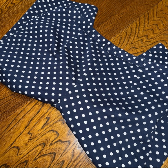 Like New Alfred Dunner Navy Polka Dots Capri Pants Size 20 - Picture 2 of 9